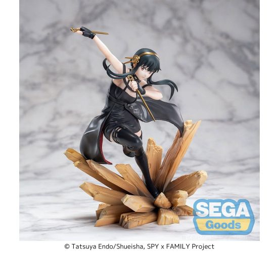 DER-Spy-x-Family-Luminasta-PVC-Statue-Yor-Forger-Thorn-Princ