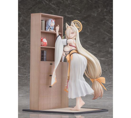 PREORDER-Blue-Archive-PVC-Statue-17-Kaho-Memorial-Lobby-Ver-