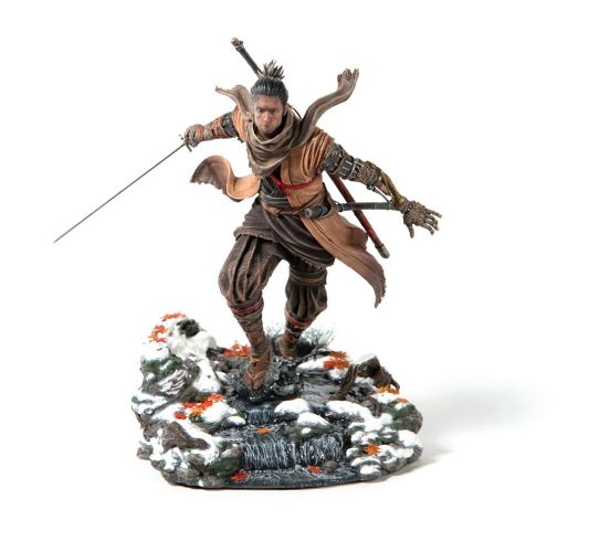 PREORDER-Sekiro-Shadows-Die-Twice-Statue-Sekiro-32-cm-1