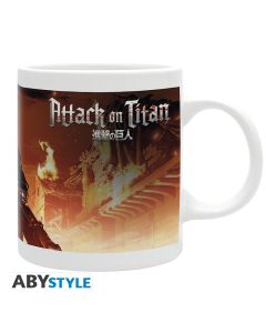 Attack-on-Titan-Key-art-320ml-Tasse-1