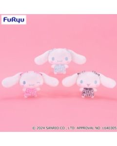 Sanrio-verschiedene-Cinnamorolls-Sammelposition-Pluesch-1