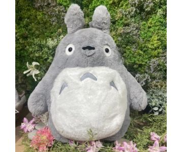 Mein-Nachbar-Totoro-Totoro-Groesse-L-Pluesch-1